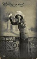 1916 Boldog Újévet! / New Year greeting art postcard with lady (EK)