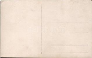 Újvidék, Novi Sad; férfi / man. Atelier Wetzl photo (EK)