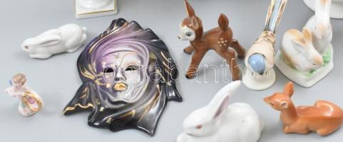 10 darabos vegyes porcelán tétel, apróbb hibákkal, kopásokkal, részben jelzett, m: 3-12cm