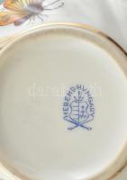 Herendi Viktória mintás kis bonbonier, kézzel festett, jelzett, kopásnyomokkal, d: 7,5 cm