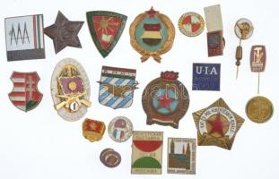 20db-os, főleg magyar jelvényből álló tétel T:1-2-