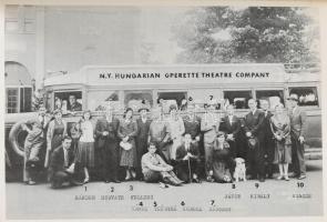 Sárossy Szüle Mihály: Miszter Jávor. / Az amerikai magyar színház története. New York, 1982, Püski-C...