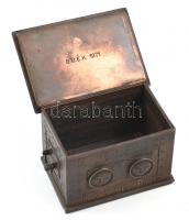 Társláda, réz, belül véset: BUÉK 1971, kopott, 8x11cm