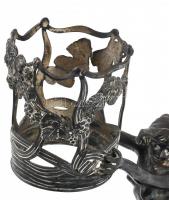 Argentor jelzett osztrák figurális kínáló, ón, üvegbetét nélkül, kopásnyomokkal, m: 26 cm