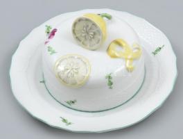 Herendi virágmintás vajtartó fedő és előételes tányér, kézzel festett porcelán, jelzett, hibátlan, d: 20,5cm, 1930 körül