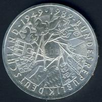 NSZK 1989. 10M "40 Jahre BDR" Ag T:1