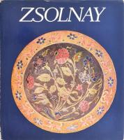 Zsolnay Teréz-M. Zsolnay Margit-Sikota Győző: Zsolnay. A gyár és a család története 1863-1948. A gyár története 1948-1973. Bp., 1980, Corvina, 240+48 p. Harmadik kiadás. Fekete-fehér, és színes képekkel illusztrálva. Kiadói egészvászon-kötés, kiadói papír védőborítóval, a borítón kissé kopásnyomokkal.