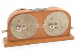 MOM sakkóra, a Ferencvárosi Torna Club jelzésével, sorszámmal, hibás, 22x10 cm