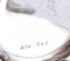 Kisméretű zsebóra fém tokkal, hielogrif mintákkal. Espar és társa Budapest óratokban. d: 40 mm Működ...