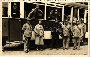 ~1930 Budapest, 52-es villamos kalauzokkal és villamosvezetőkkel. photo