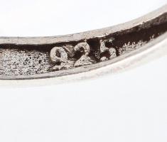 Ezüst (Ag) rubin köves gyűrű, m: 58 , jelzett, bruttó:5,05,