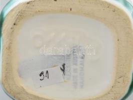 2db Gmunder fajansz fűszertartó, kézzel festett, jelzett, kopásnyomokkal, m: 12 cm