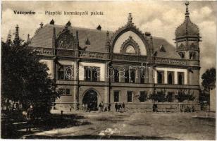 1919 Veszprém, Püspöki kormányzói palota. Kálmán István kiadása (gyűrődés / crease)