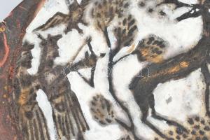 Kun Éva (1948-): Csodaszarvasos raku dísztál. Irizáló mázakkal festett kerámia. Jelzett, hibátlan, d...