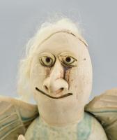 Vertel Andrea (1953- ): Angyal, mázas kerámia, jelzett, ujja sérült, m: cm
