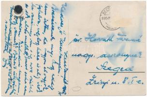 1930 Kecskemét, Katholikus egyház bérháza, Szentháromság szobor, üzletek. Vasúti levelezőlapárusítás...