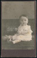 Cca 1910 Gyermek portréja Mandits P. zombori műterméből. Vizitkártya.