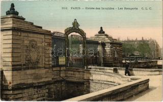 Paris, Entrée des Invalides, les Remparts (EK)