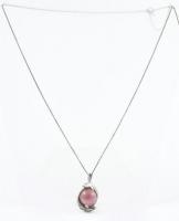 Ezüst (Ag) nyaklánc, lila ásvány medállal, jelzett, h: 53 cm, bruttó: 7,9g