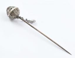 Ezüst (Ag) pitykegombos kalaptű, h: 10cm, jelzett, nettó: 6g