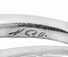 Arany (Au) 18k, fehérarany szoliter gyűrű 0,31 ct (VVS1, F, Very Good) brillel GIA tanúsítvánnyal, d...