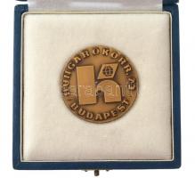 1973. "HUNGAROKORR '73 BUDAPEST" kétoldalas bronz emlékérem dísztokban (45mm) T:1- ph