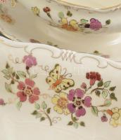 Zsolnay pillangó mintás hat személyes étkészlet, kiegészítőkkel. Kézzel festett, jelzett, hibátlan