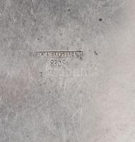 Ezüst (Ag) púdertartó fém betéttel Gilosált díszítéssel. Jelzett nettó 31,5 g, d: 6 cm