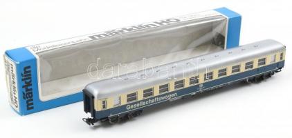 Märklin H0 vasútmodell, személykocsi, cikkszám: 4175. Újszerű állapotban, eredeti dobozában, h: 27,5 cm / Märklin H0 No. 4175 model train, passenger car, in original box
