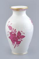 Herendi Apponyi mintás kis váza, kézzel festett, jelzett, talpán csorba, m: 13,5 cm