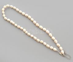 Tenyésztett gyöngy nyaklánc, nagy méretű gyöngyökkel, h: 49-55 cm