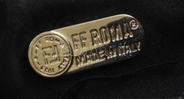 Fendi válltáska, vászon, jelzett, 23x23cm