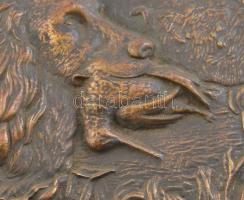 Vadászkutya vízimadár zsákmánnyal. Réz dombormű (falikép). Jelzés nélkül. 21,5x29 cm