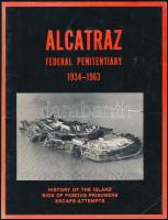 1963 Alcatraz Federal Penitentiary 1934-1963 képes ismertető a legnagyobb rabokról is.