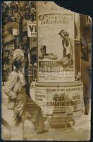 cca 1930 Budapesti reklám oszlop fotó, hiányos sarokkal 12x18 cm