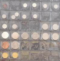 Vegyes 151db-os albumba rendezett osztrák, közte 1957-1958. 10Sch Ag (2xklf); dán; svéd, közte 1887-...