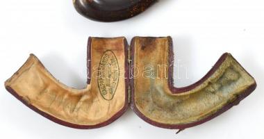 Gasparek tajtékpipa, jelzett, jelzett tokban: Gasparek János Budapest Károly körút 24. sz., korának ...