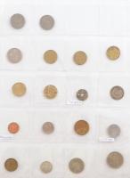 Vegyes 389db-os világgyűjtemény, 21 lapos fekete berakóba rendezve, közte mintegy féltucat kis névér...