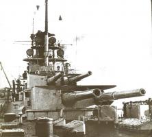 cca 1914 A Német tengeri flotta hadihajói és tengeralattjárói 23 db üveg dia (8,5x8,5 cm) mind felir...