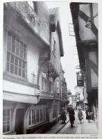 York. Pictorial Memories. H.n., 1998, Waterton Press Ltd. Gazdag fekete-fehér képanyaggal illusztrál...