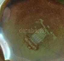 Zsolnay eozin mázas porcelán, bordás váza. Jelzett, kis kopással, szájperemén apró tűzrepedés m: 16 ...