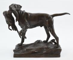 Markup Béla (1873-1945): Vadász kutya. Öntött, patinázott bronz, jelzett, öntödejel, hibátlan, m: 22cm, h: 28 cm