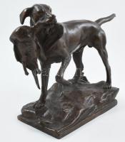 Markup Béla (1873-1945): Vadász kutya. Öntött, patinázott bronz, jelzett, öntödejel, hibátlan, m: 22...