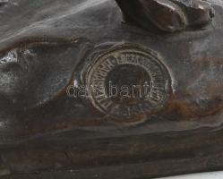 Markup Béla (1873-1945): Vadász kutya. Öntött, patinázott bronz, jelzett, öntödejel, hibátlan, m: 22...
