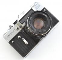 Zenit EM fényképezőgép Helios 44 m objektívvel, eredeti bőr tokjában