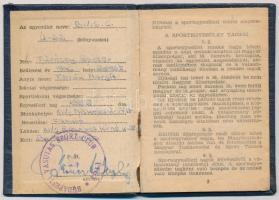 1961 BVSC sportkör tagsági igazolvány, bélyegekkel