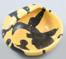 Jelzés nélkül: Iparművész kerámia sárga-fekete mázakkal festett, hibátlan d: 11 cm