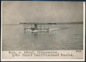 cca 1917 Haditengerészet L/40. hidroplánja felszálláskor. / Navy hydroplan airplane during take-off.18x13 cm