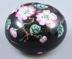 Zsolnay bonbonier, kézzel festett porcelán, jelzett, d: 9 cm