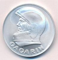 Szovjetunió 1991. Gagarin - Az első ember az űrben kétoldalas Al emlékérem kapszulában (40mm) T:BU kis patina Soviet Union 1991. Gagarin - First Man in Space two-sided Al medallion in capsule (40mm) C:BU small patina
